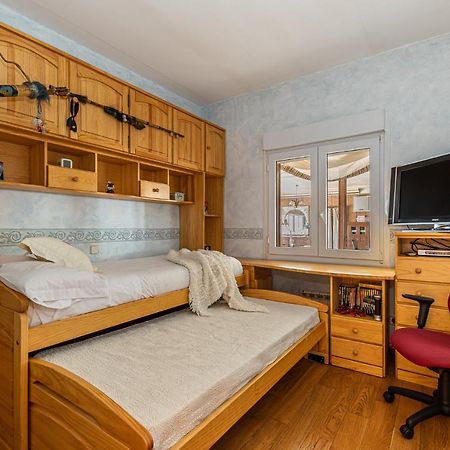 Waou Deluxe Cottage Titulcia Extérieur photo