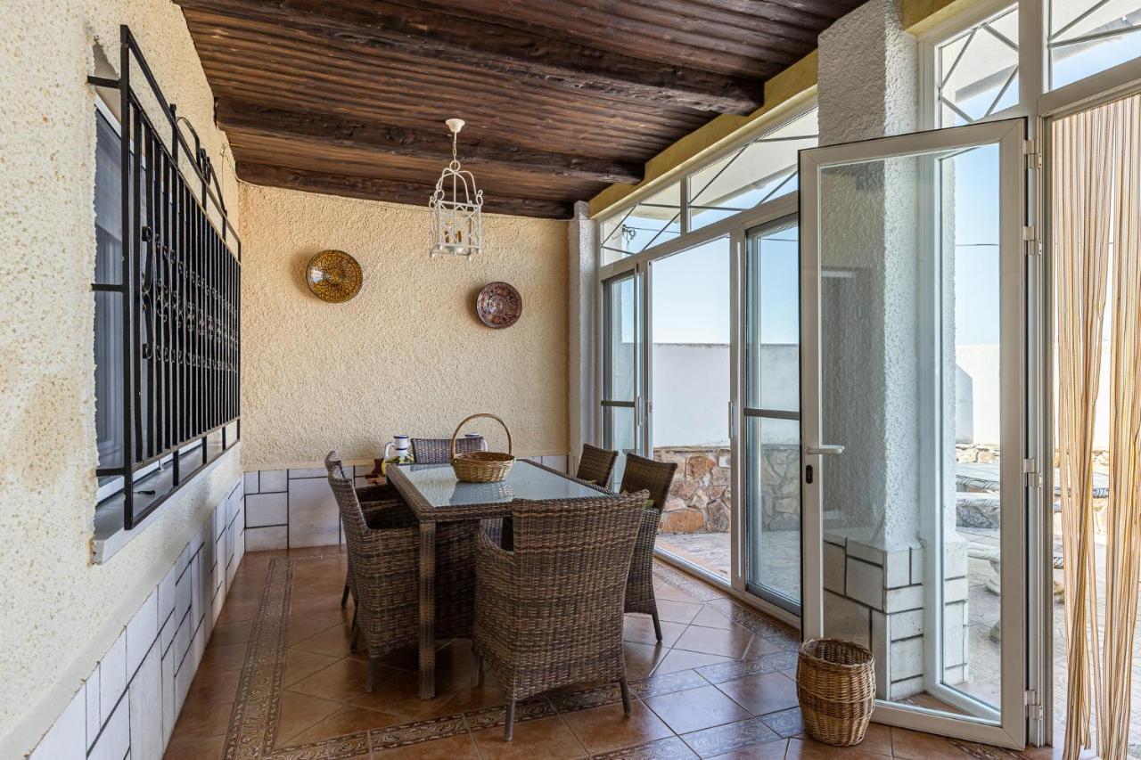 Waou Deluxe Cottage Titulcia Extérieur photo