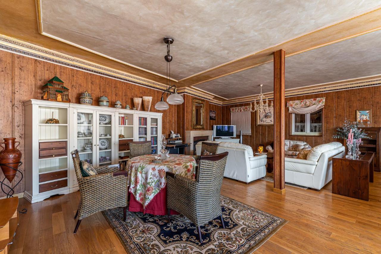 Waou Deluxe Cottage Titulcia Extérieur photo