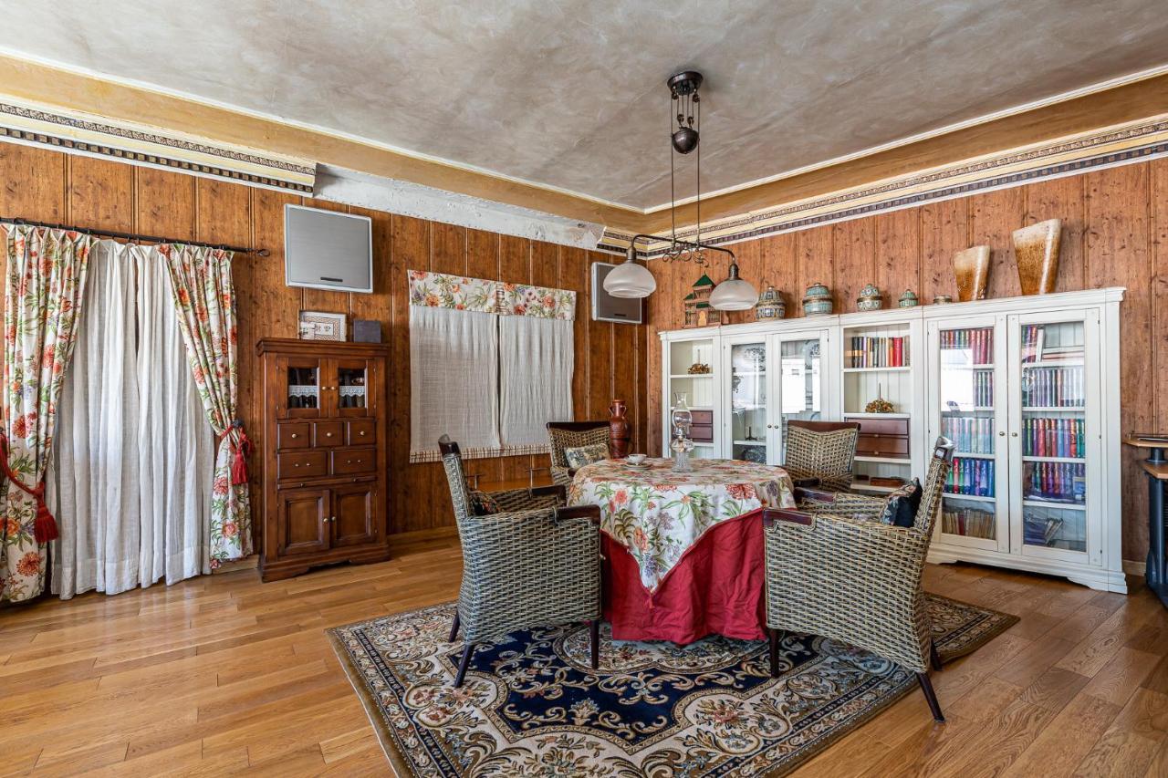 Waou Deluxe Cottage Titulcia Extérieur photo